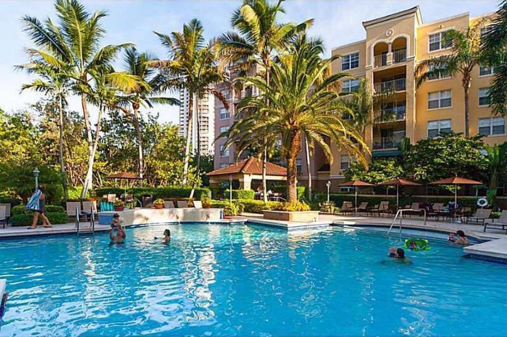 6-502 Amazing Water View - Three Bedrooms Aventura Bagian luar foto